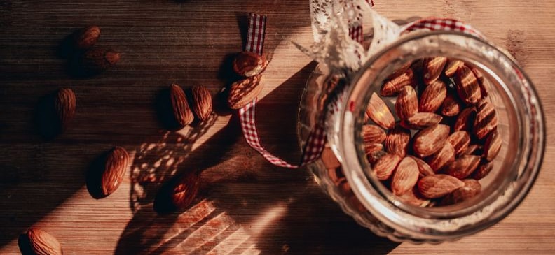 Полезные перекусы: какие продукты выбрать для здоровья и похудения