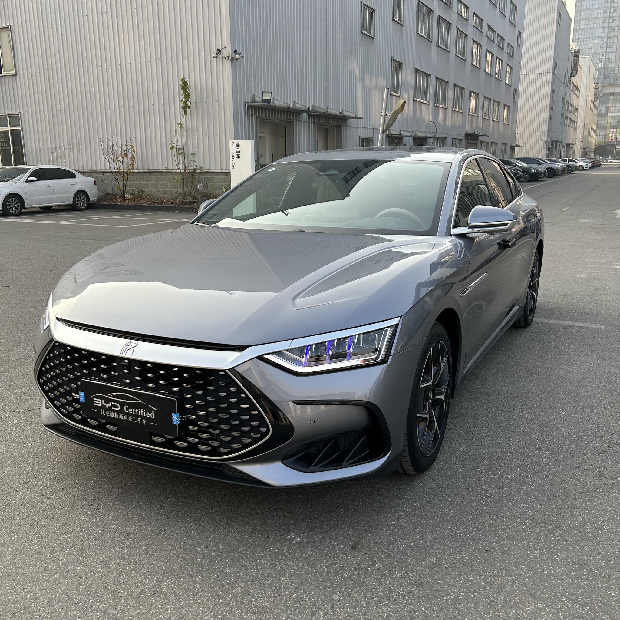 BYD HAN-DM DM-i Glory 200km Flagship 2024