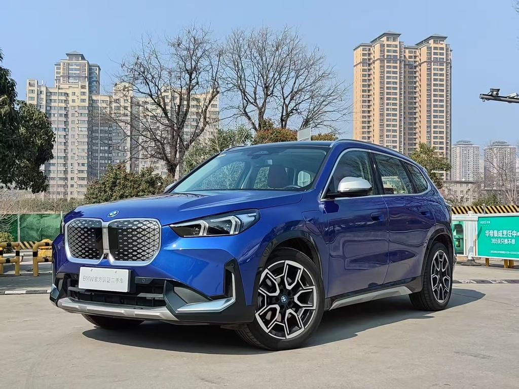 BMW X1 xDrive30L X Design Package (B5D7) 2023