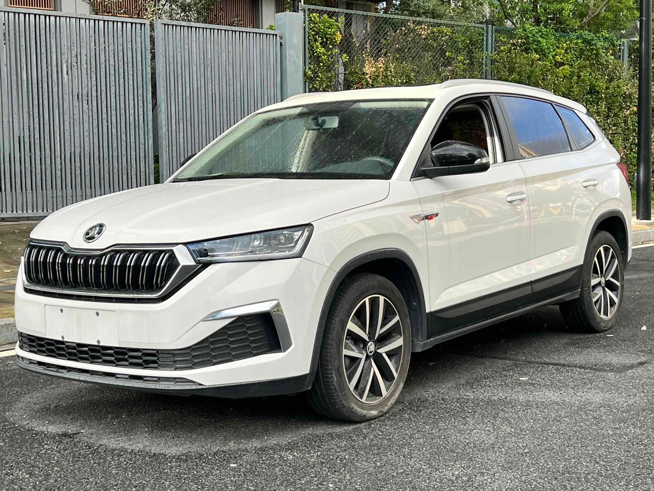 Skoda Kamiq 230 TSI DSG Flagship 2021