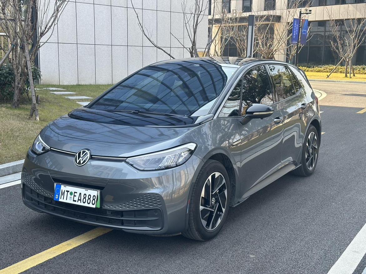 Volkswagen ID-3 Outstanding Edition 2024