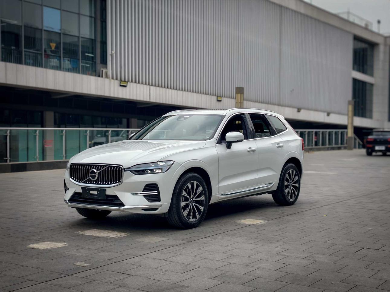 Volvo XC60 Intelligent Premium Sport AWD 2024