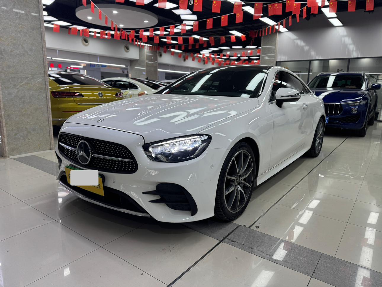 Mercedes Class-E 260 4MATIC Coupe (1.5L) 2021