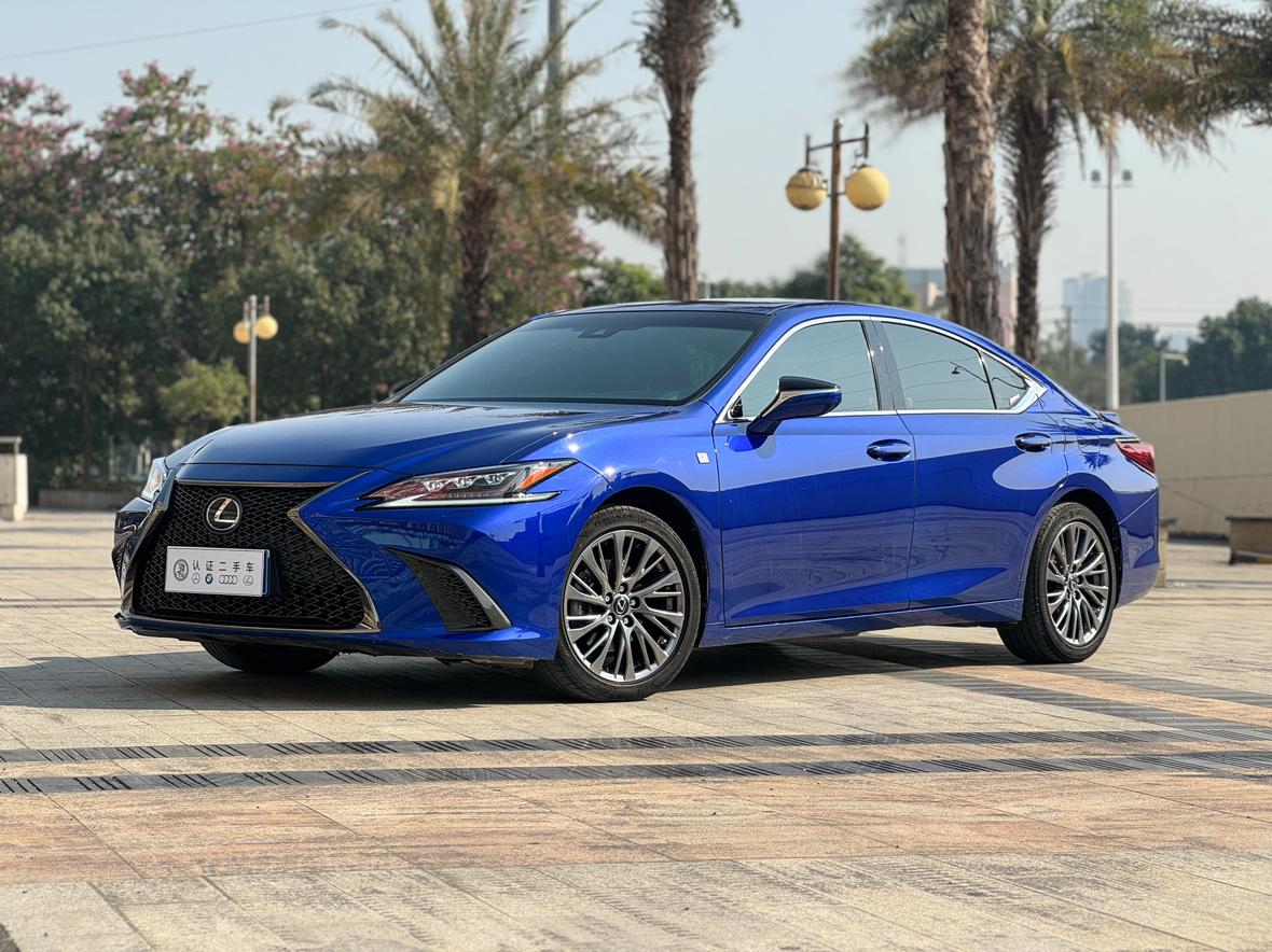 Lexus ES 260 F Sport CN5 2020