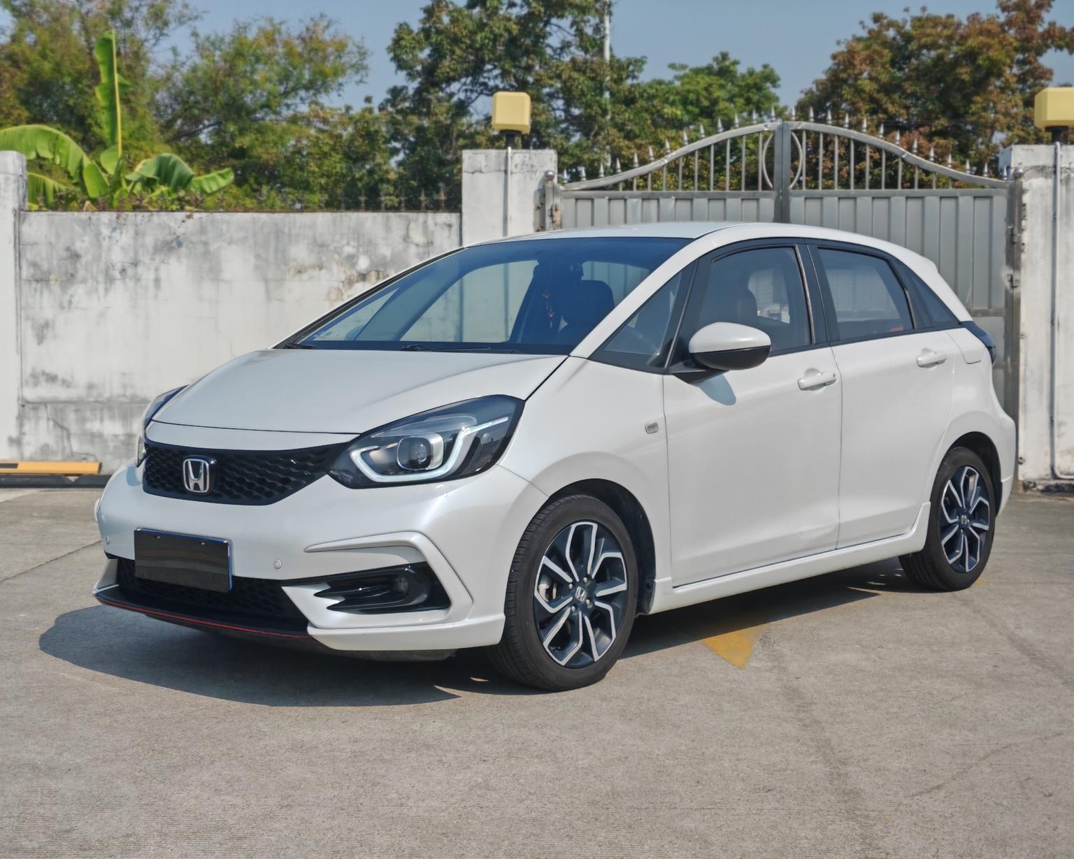 Honda Life SPORT Heartbeat Edition (1.5L) 2022