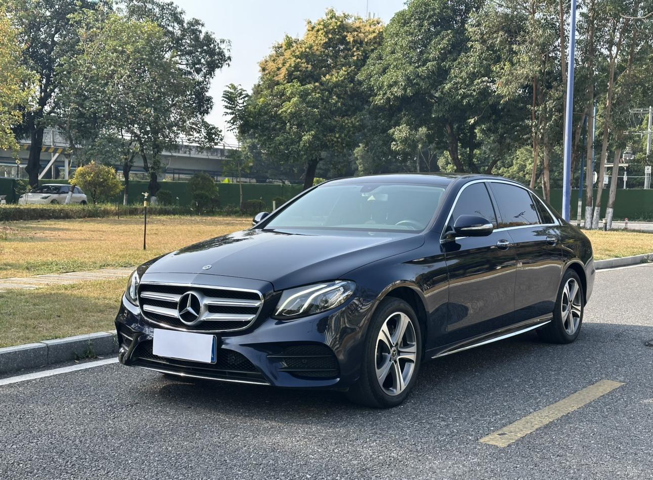 Mercedes Class-E E 260 L Sport 2020