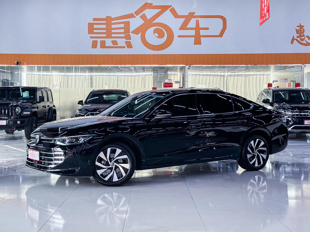 Volkswagen Passat 380TSI Dragon Shine 2025
