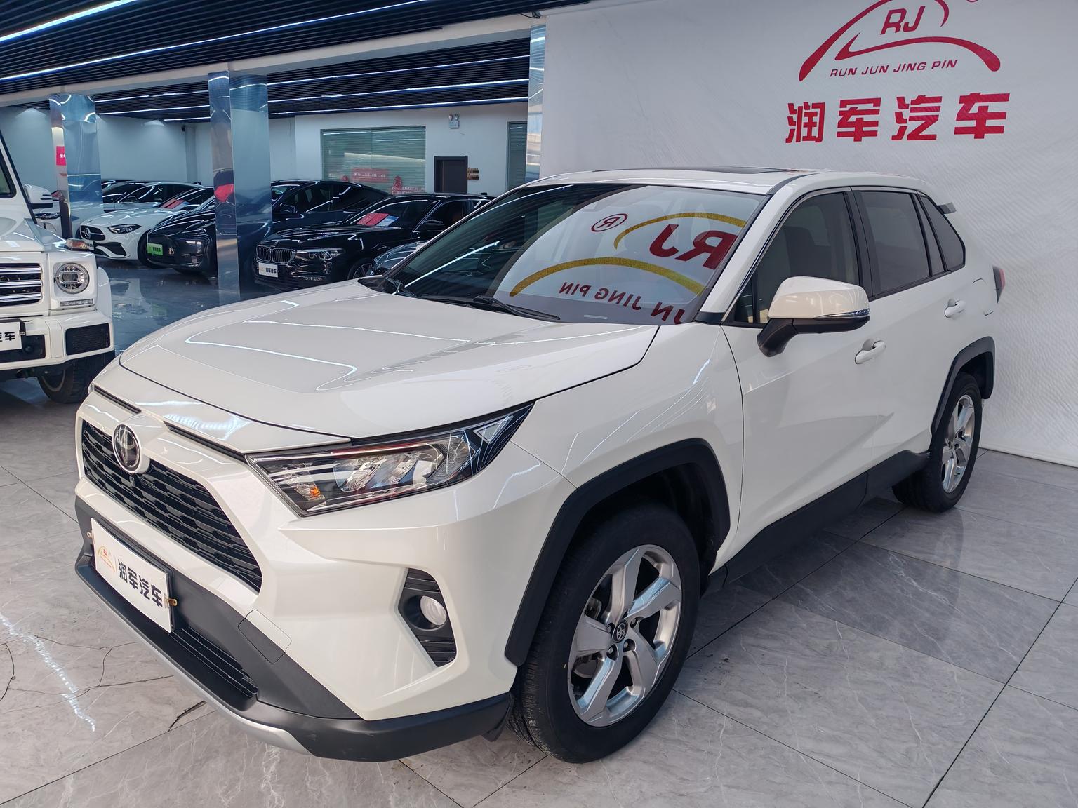 Toyota RAV4 2.0L CVT 4WD Trend 2021