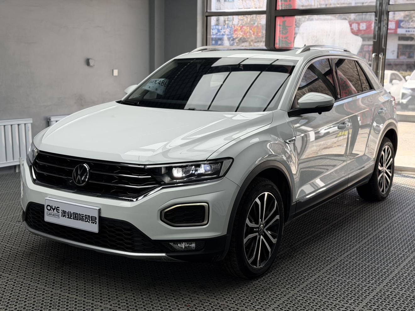 Volkswagen T-ROC 280TSI DSG 2WD Comfort Connect 2022