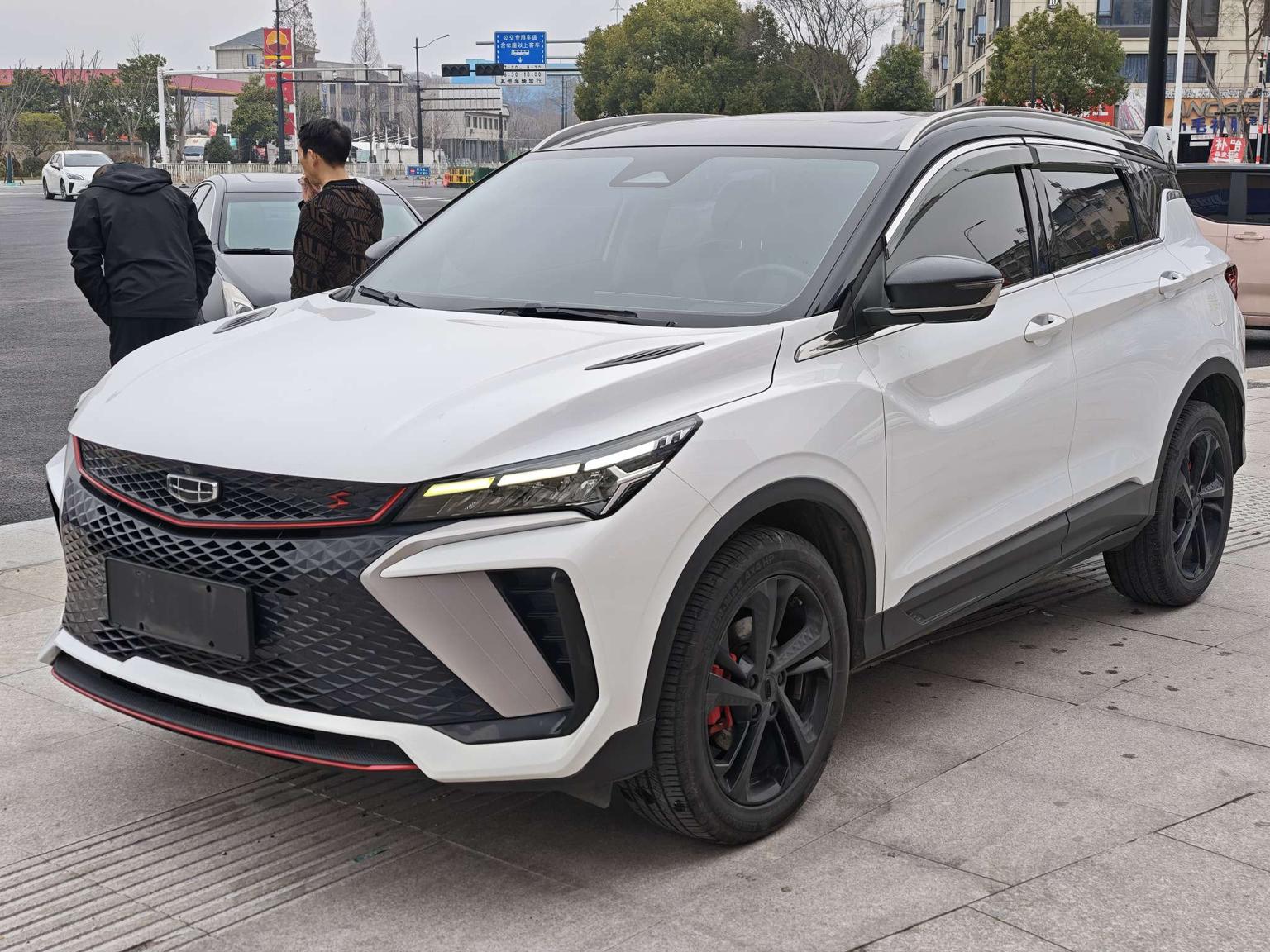 Geely Coolray Hot Passion 2022