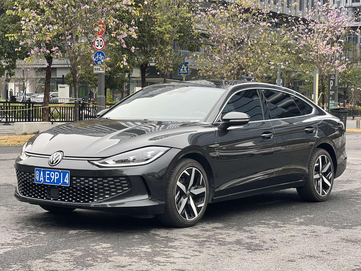 Volkswagen Lamando 280TSI DSG Chaola 2024