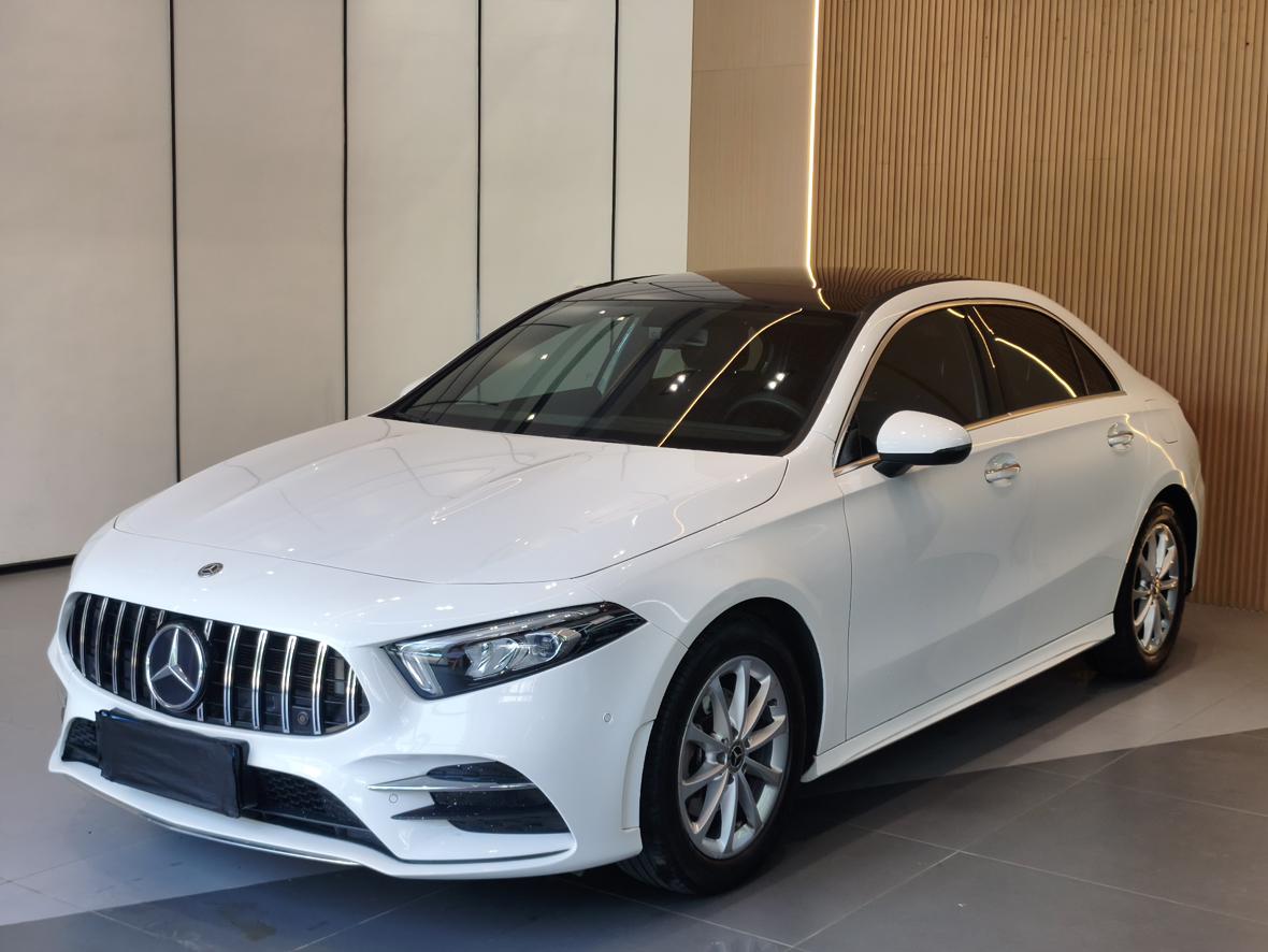 Mercedes Benz Class-A Sport Sedan Fashion 2020