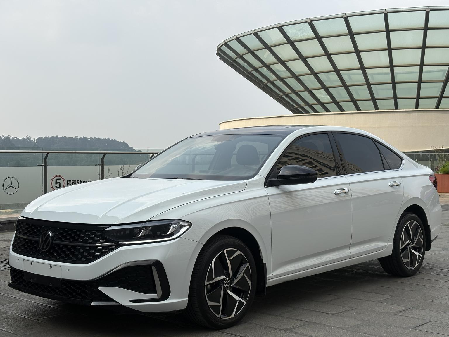 Volkswagen Lavida 280TSI DSG Starlight Everlasting 2023
