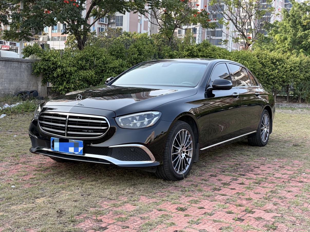 Mercedes Class-E 4MATIC Sedan 2023