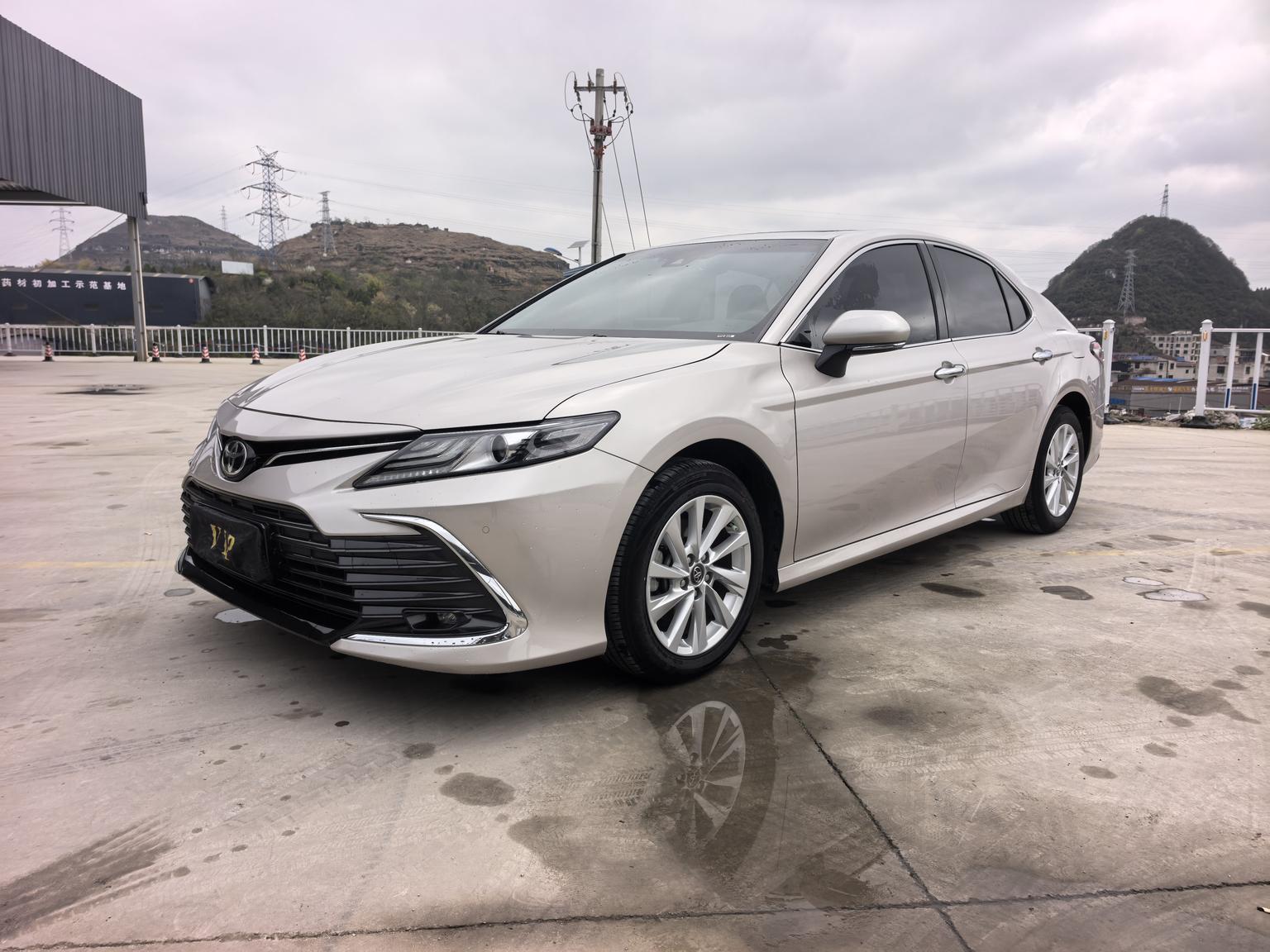 Toyota Camry 2.0GVP Leading (2L) 2023