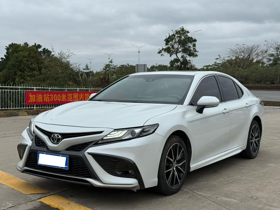 Toyota Camry S Sport 2023