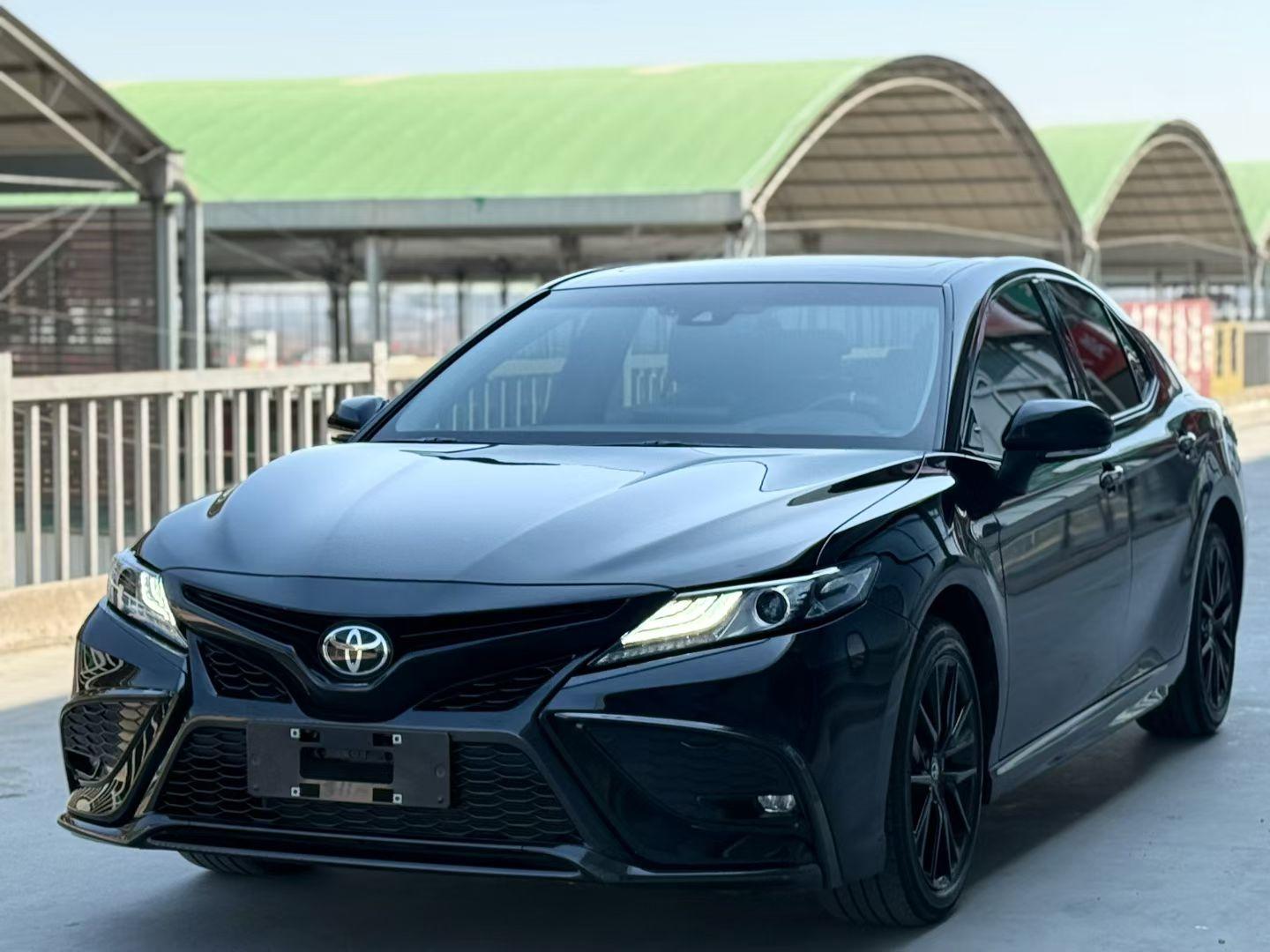 Toyota Camry 2.0S Knight (2L) 2024