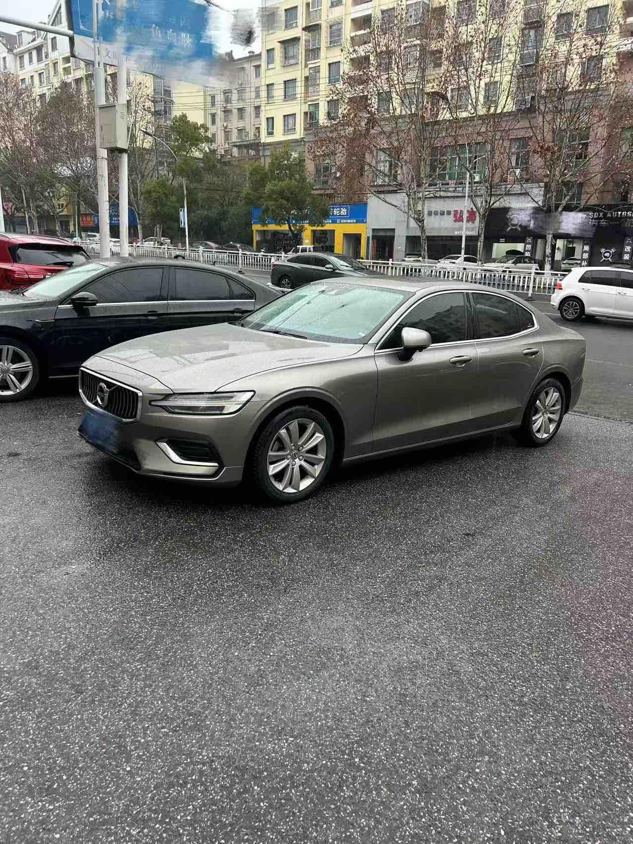 Volvo S60 T3 Intelligent Trend Luxury 2020