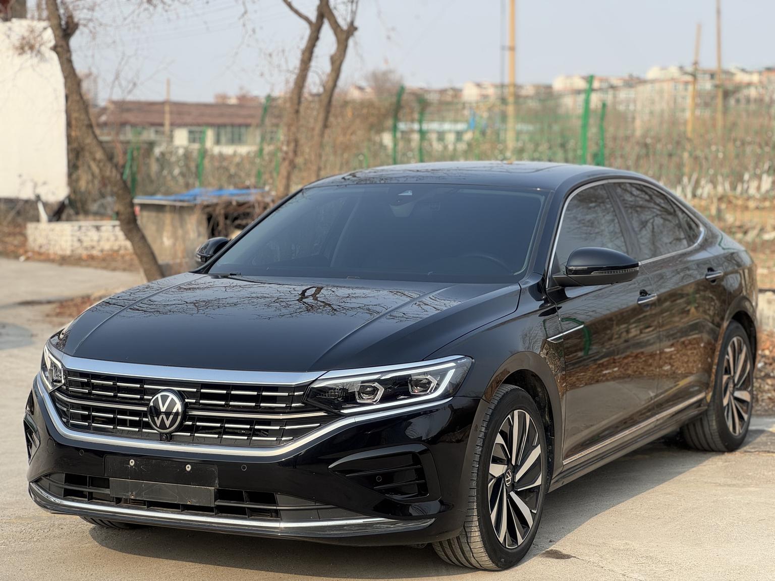 Volkswagen Passat Outstanding 380TSI Longyao 2025