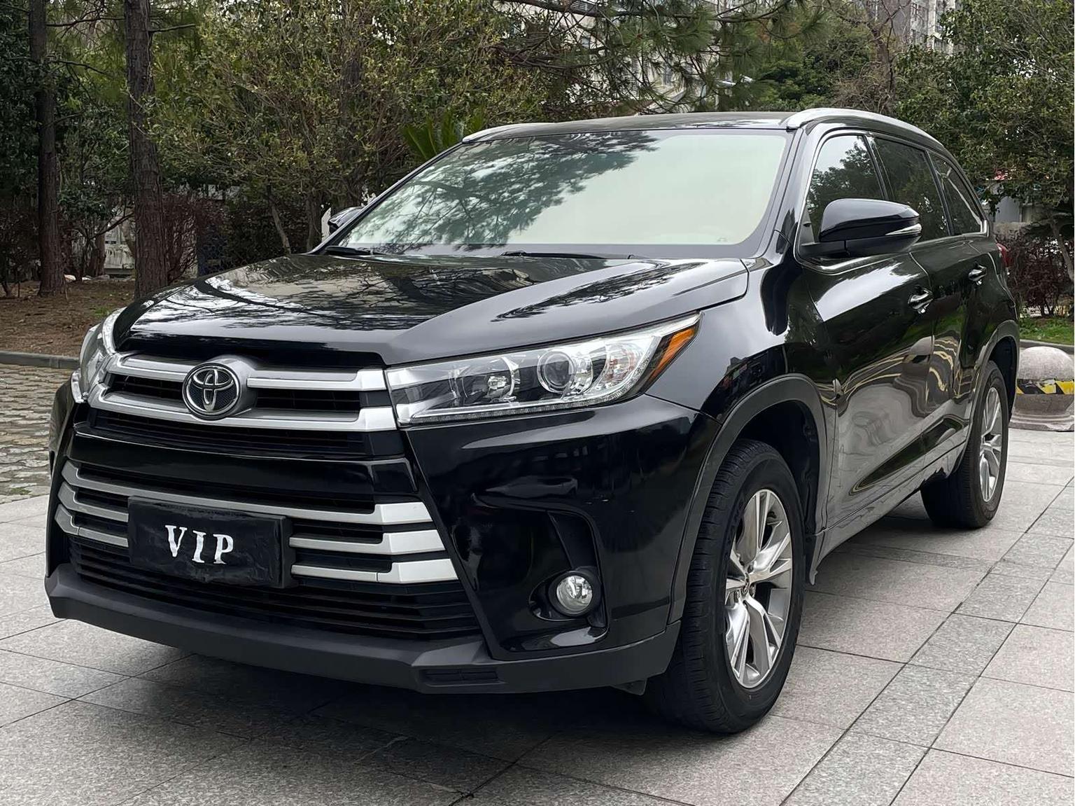 Toyota Highlander Elite 2WD 5-Seat 2021