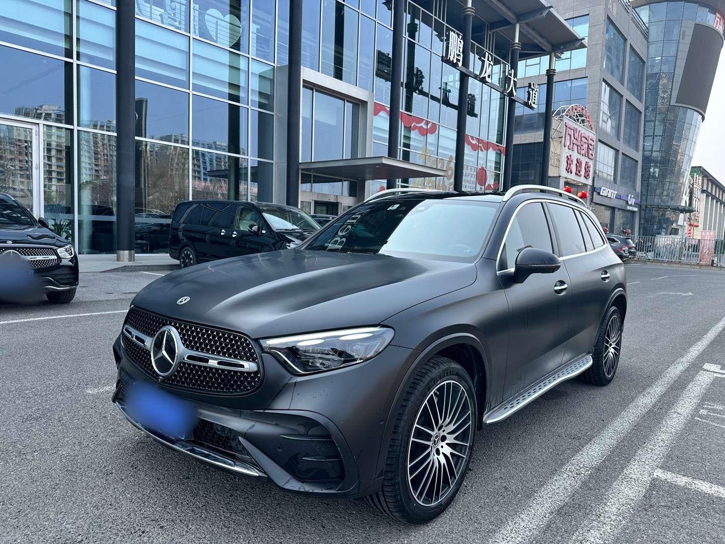 Mercedes GLC 300 L 4MATIC Luxury 7-Seat 2023