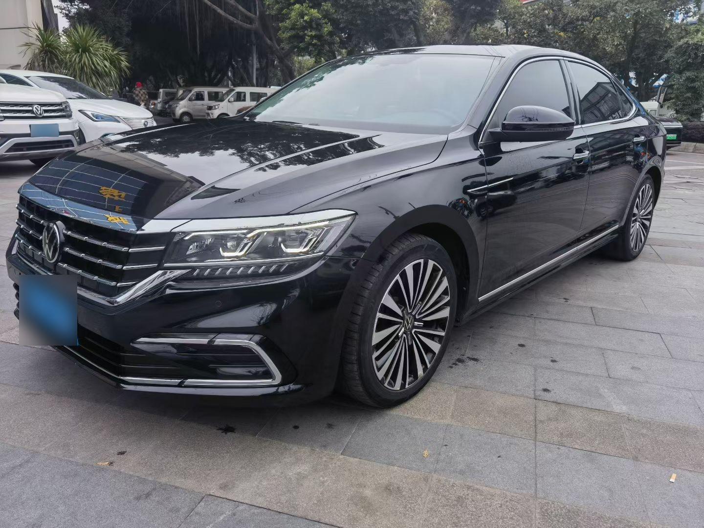 Volkswagen Passat 330TSI Luxury (2L) 2021