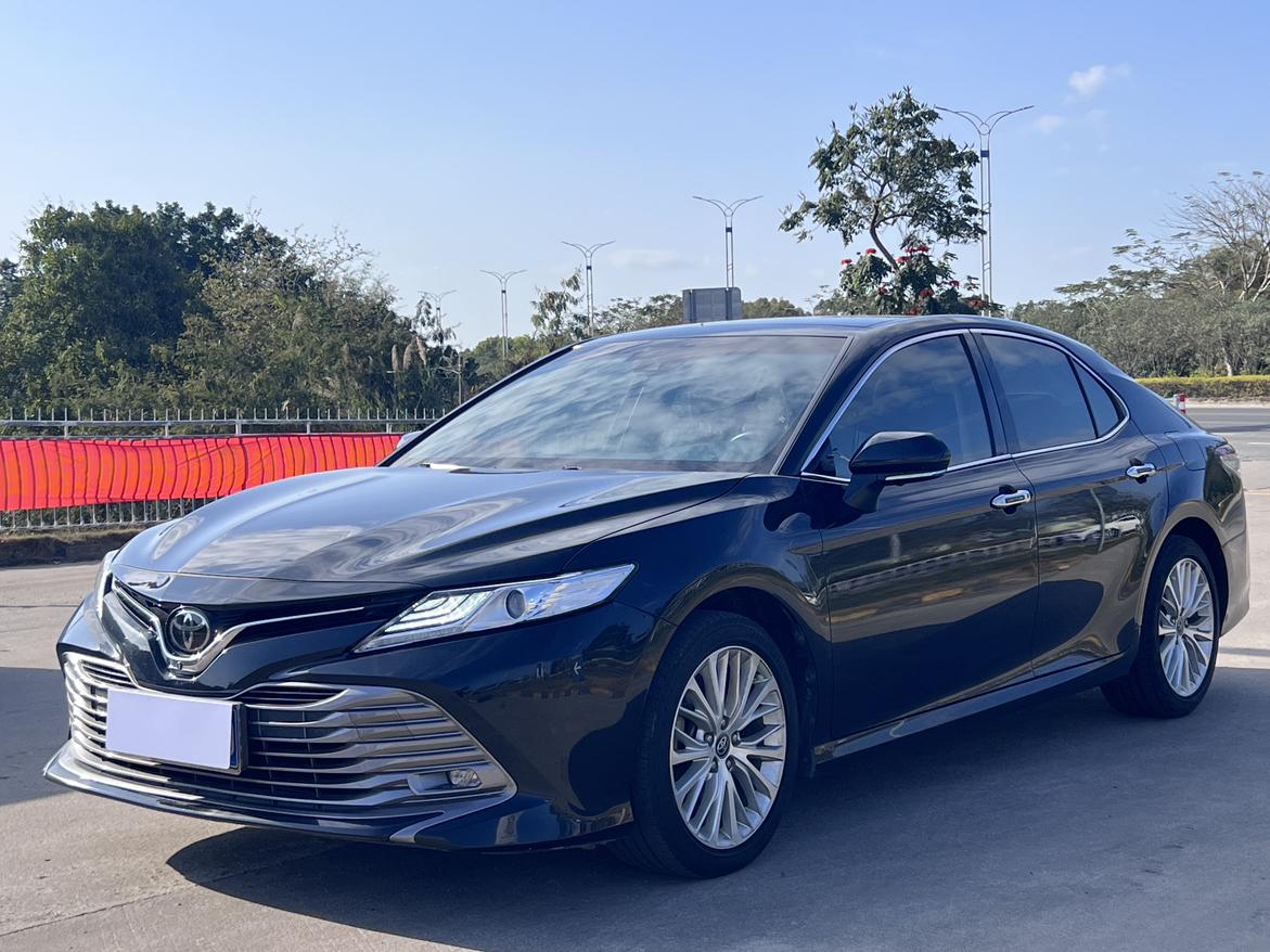 Toyota Camry 2.5G Luxury China V 2020