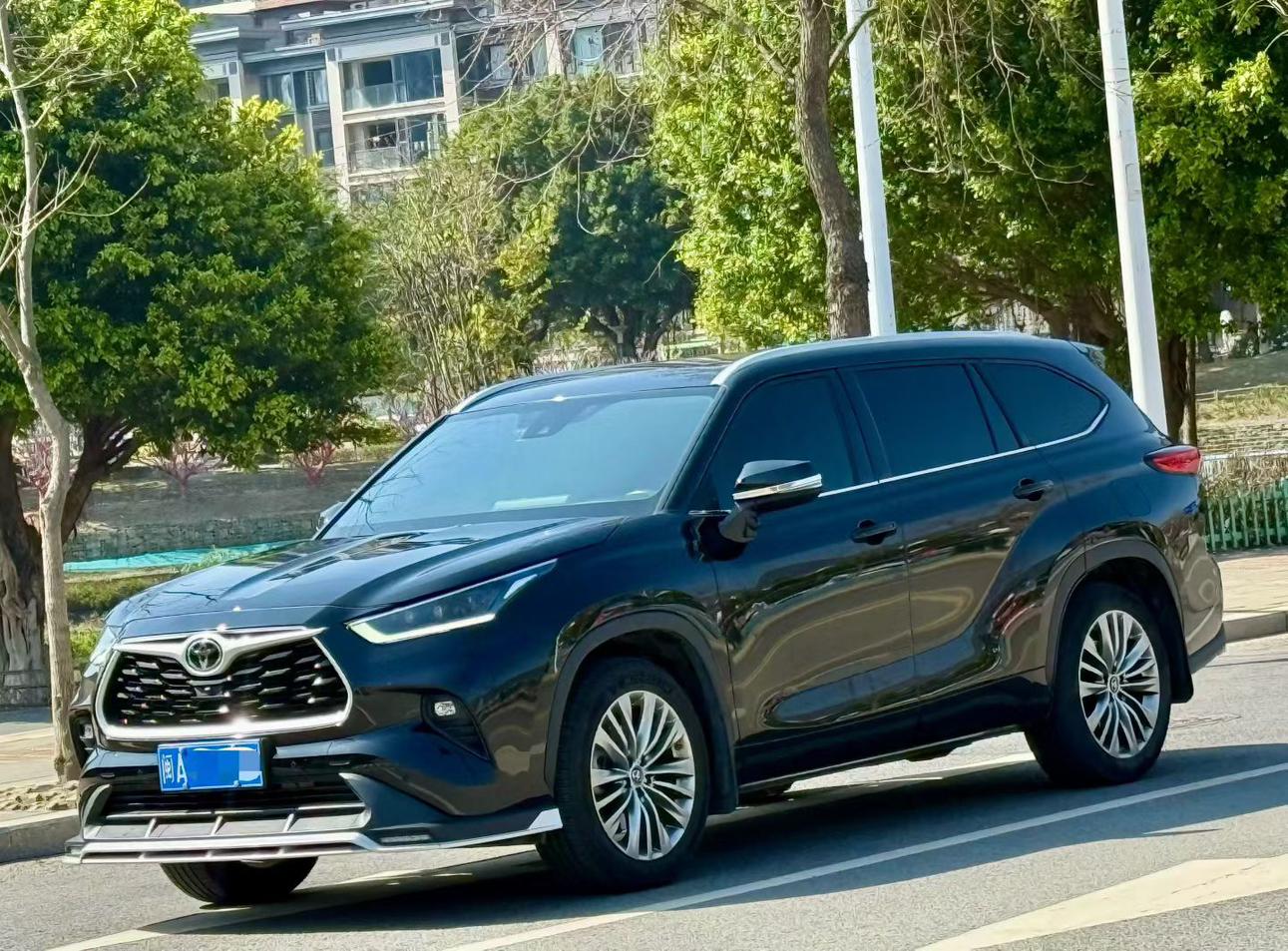 Toyota Highlander Premium 7-Seater AWD (2L) 2023
