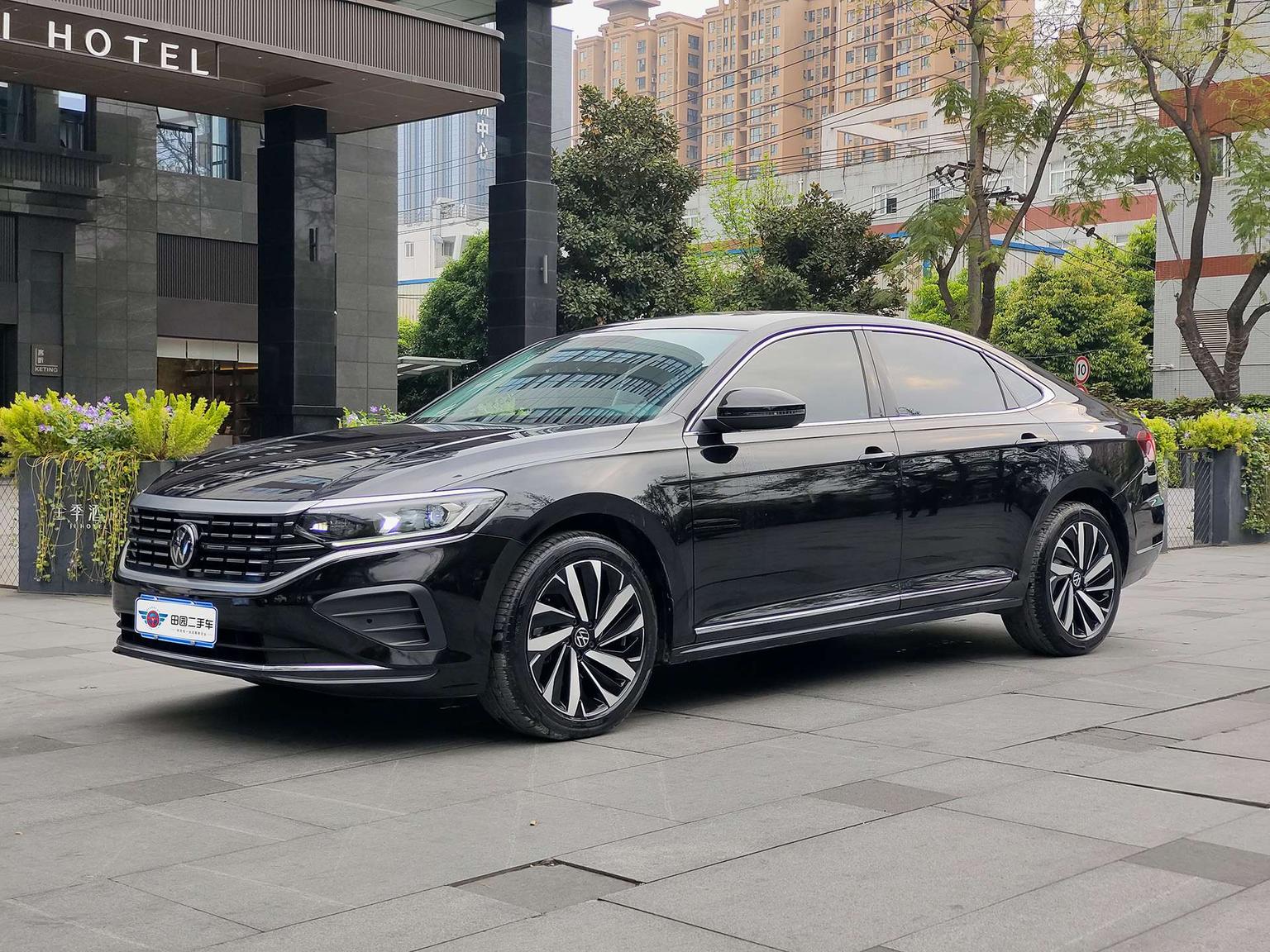 Volkswagen Passat Outstanding 330TSI Elite 2025