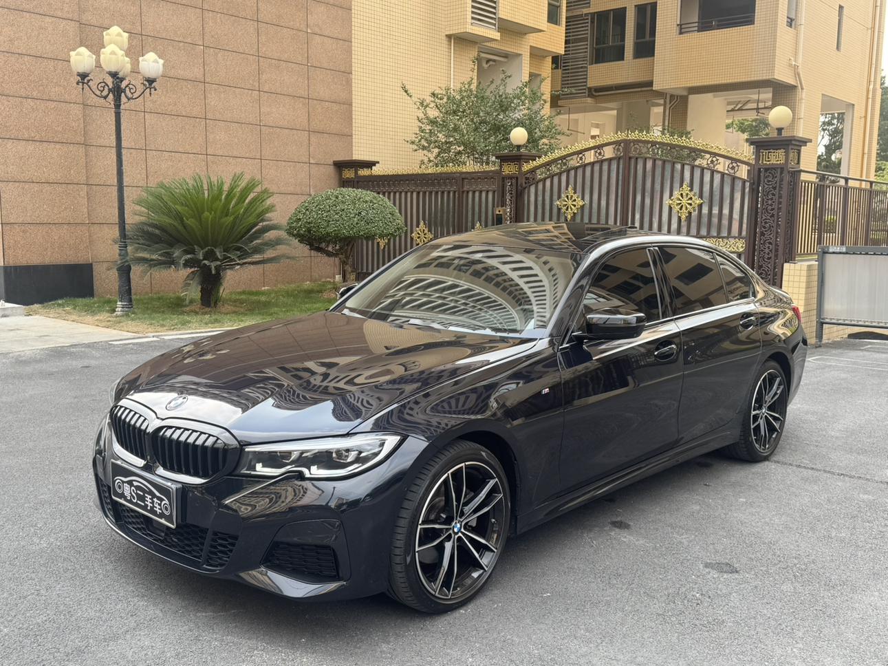 BMW Series-3 330Li xDrive M Sport Night Package (2L) 2021