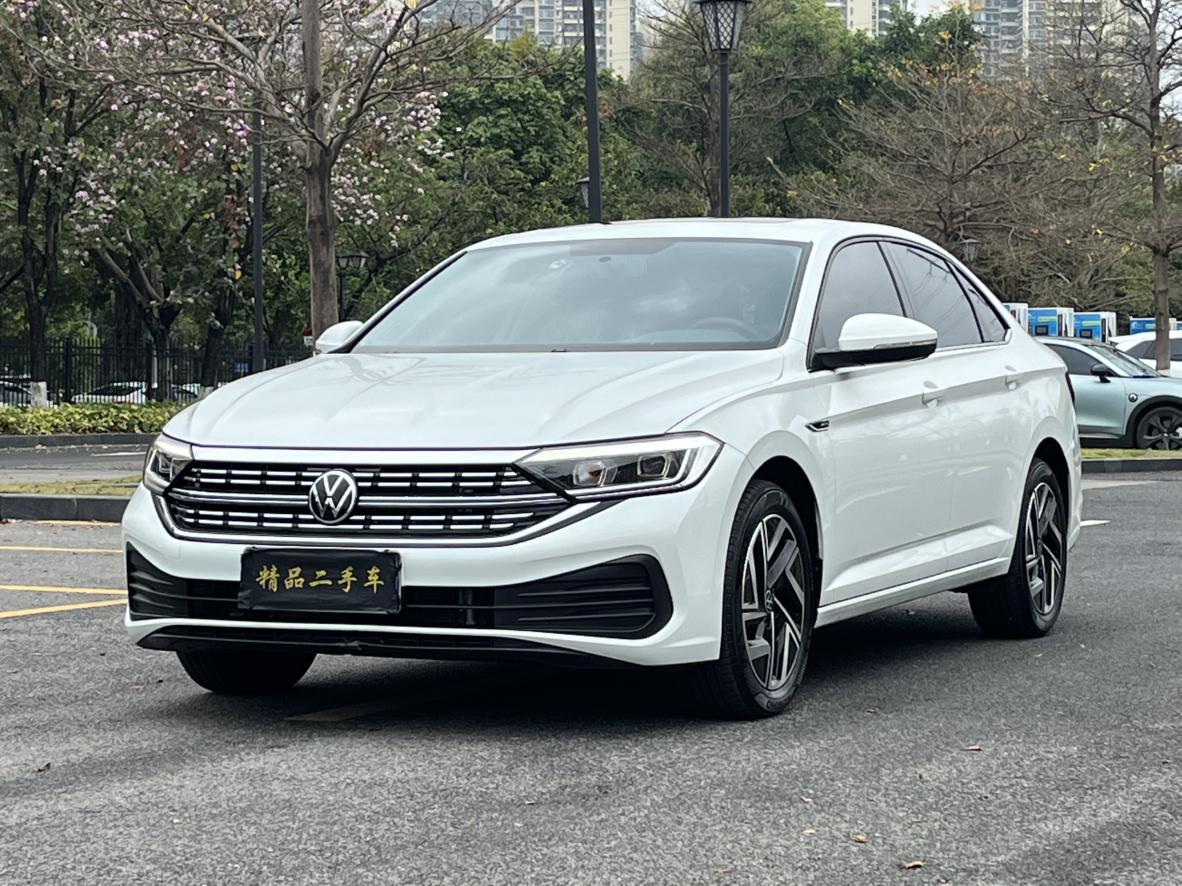 Volkswagen Sagitar 300TSI DSG Fly (1.5L) 2024