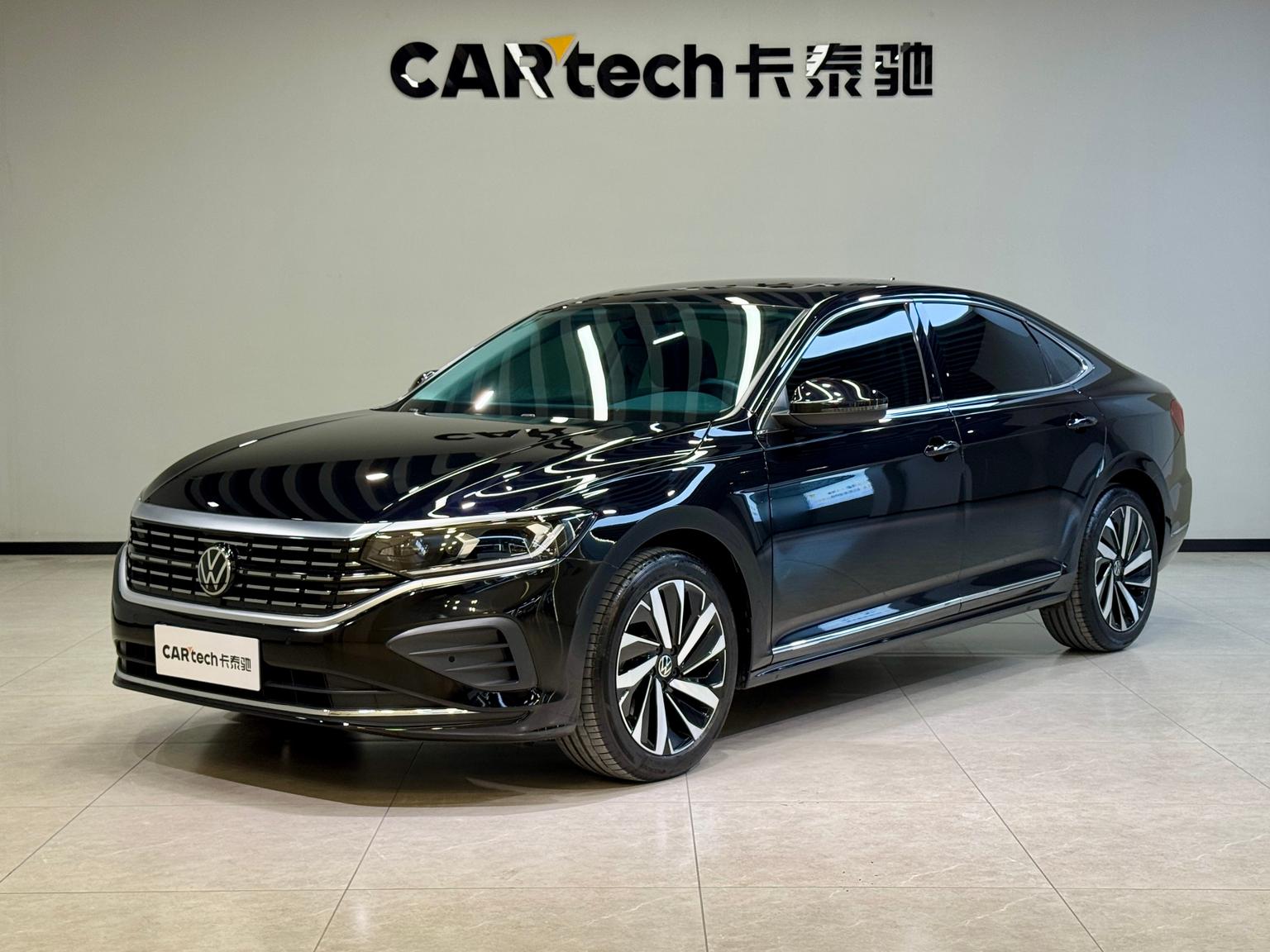 Volkswagen Passat Outstanding 330TSI Elite 2025