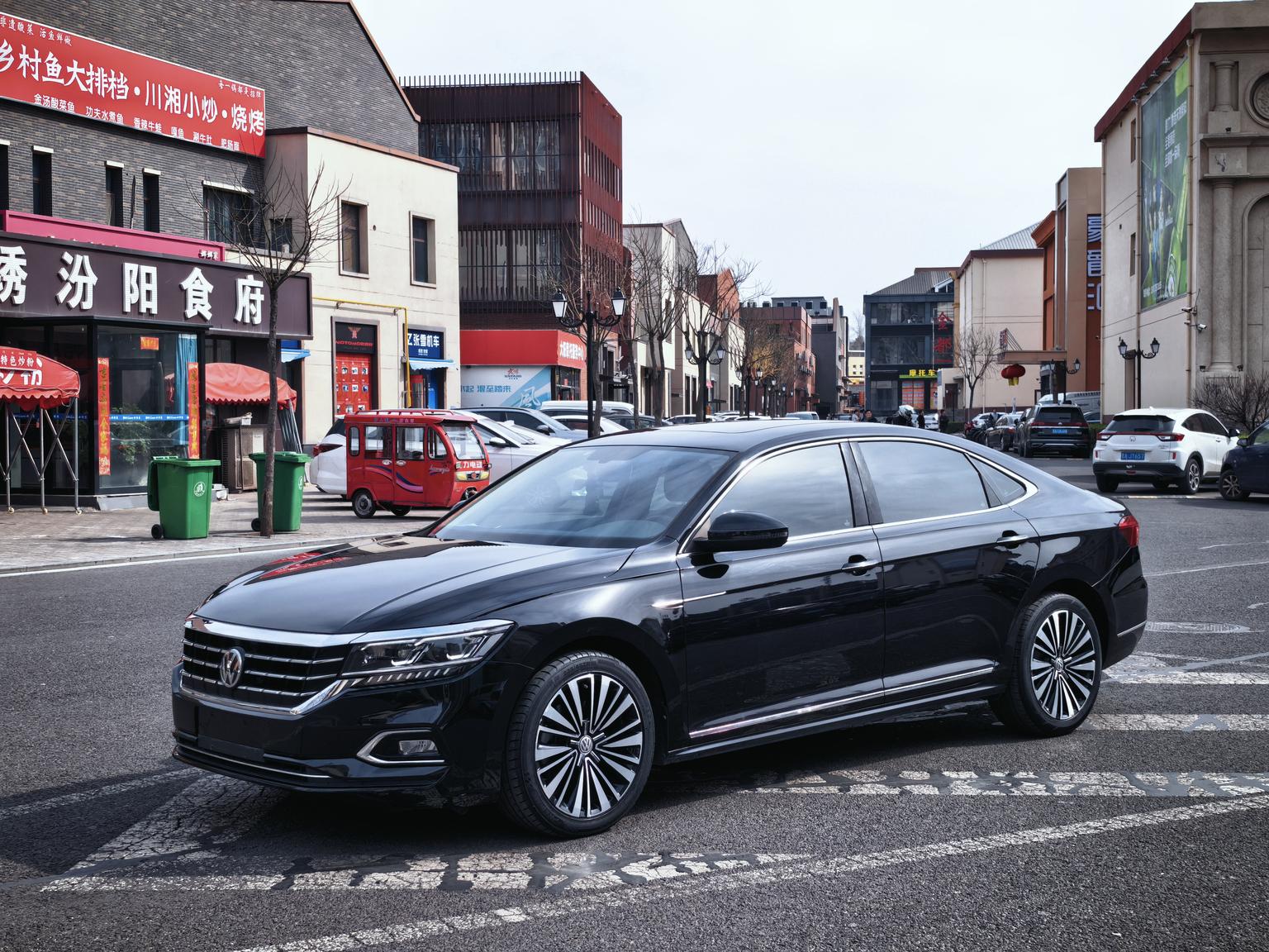 Volkswagen Passat 330TSI Luxury CN6 (2L) 2020
