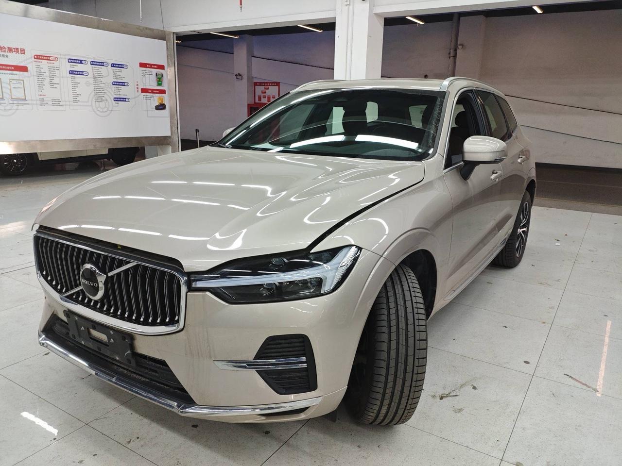 Volvo XC60 Intelligent Premium Luxury AWD (2L) 2026