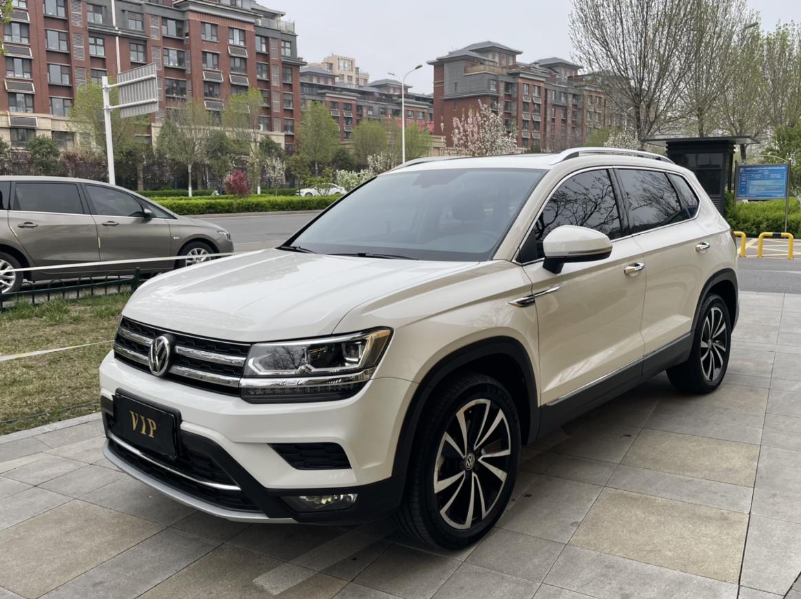 Volkswagen Tharu 330TSI 4WD Luxury 2019