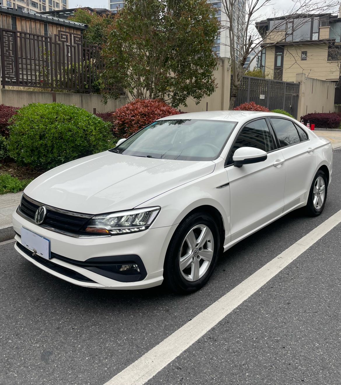 Volkswagen Lamando 230 TSI DSG Trend V 2019