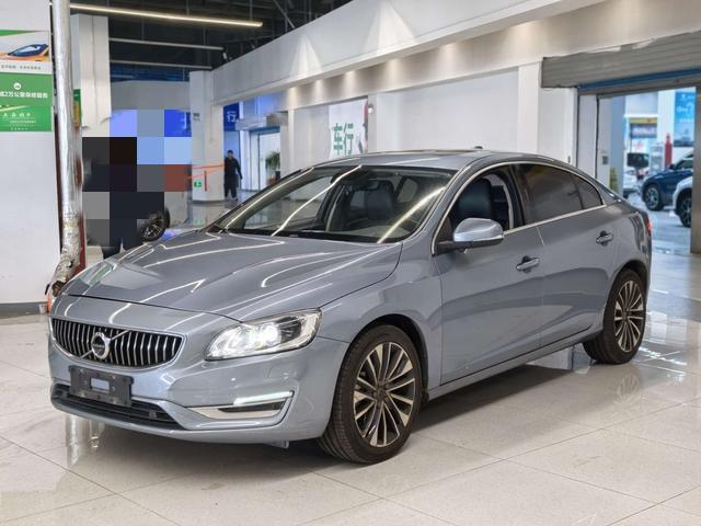 Volvo S60 T5 Intelligent Plus 2018