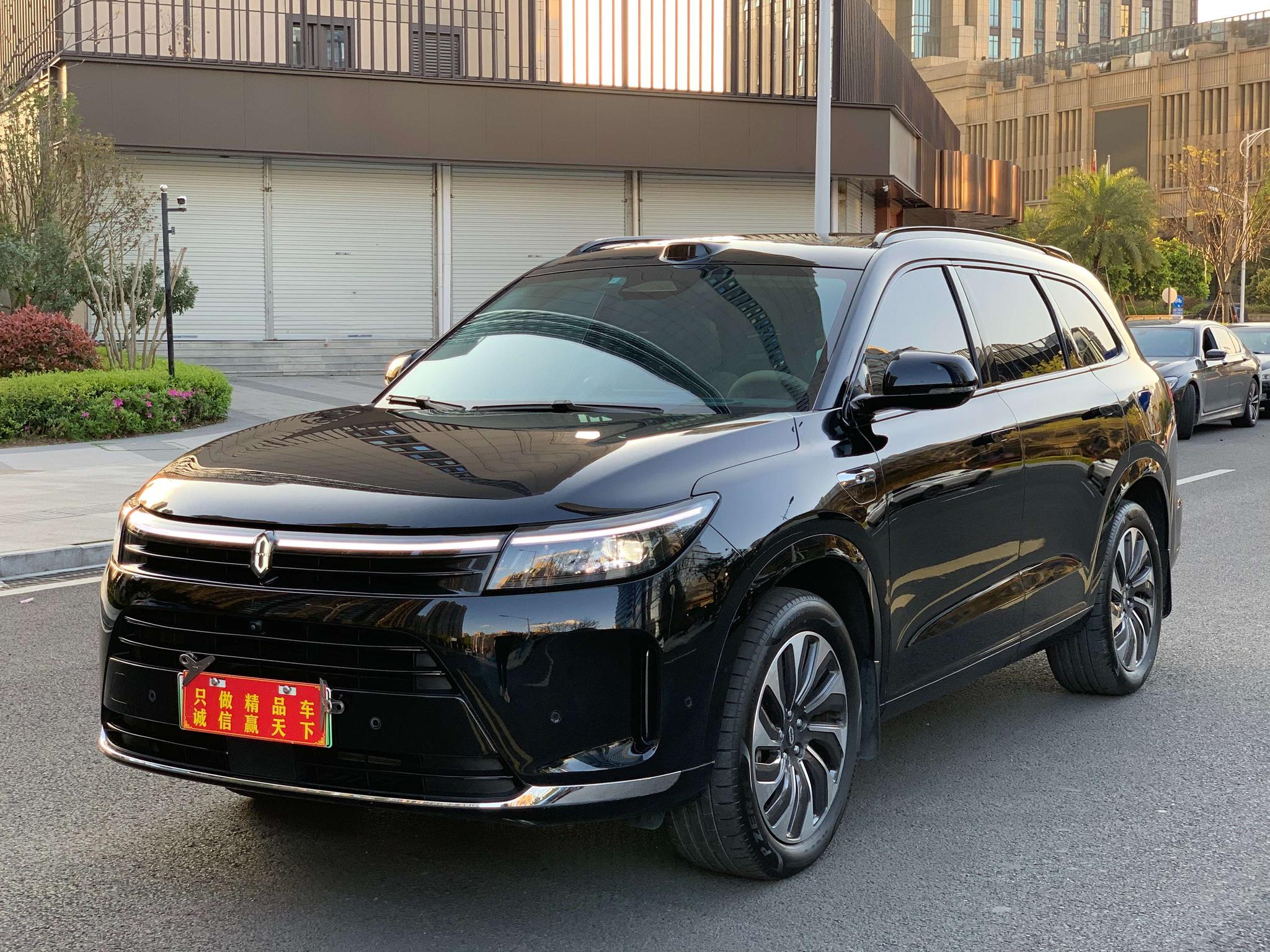 Aito M7 Max 5-Seat AWD Intelligent Drive 2024