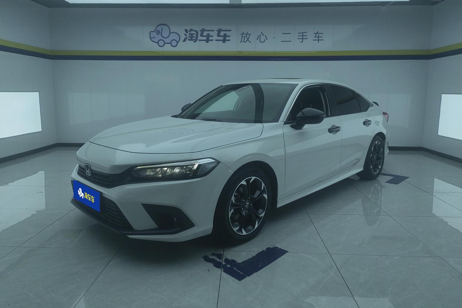 Honda Civic Powerful Control 2024