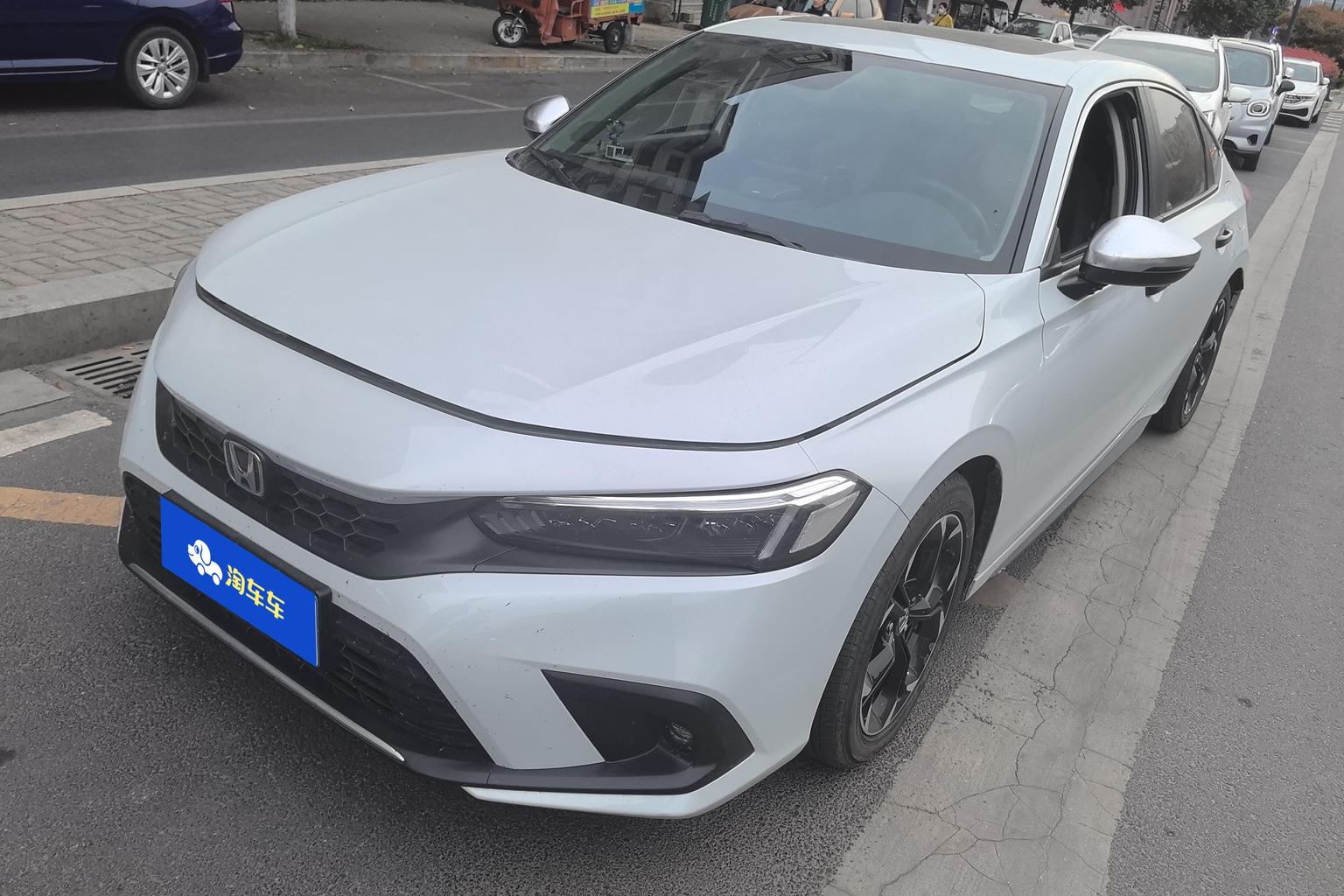 Honda Civic 2.0L e:HEV Extreme Shine 2025