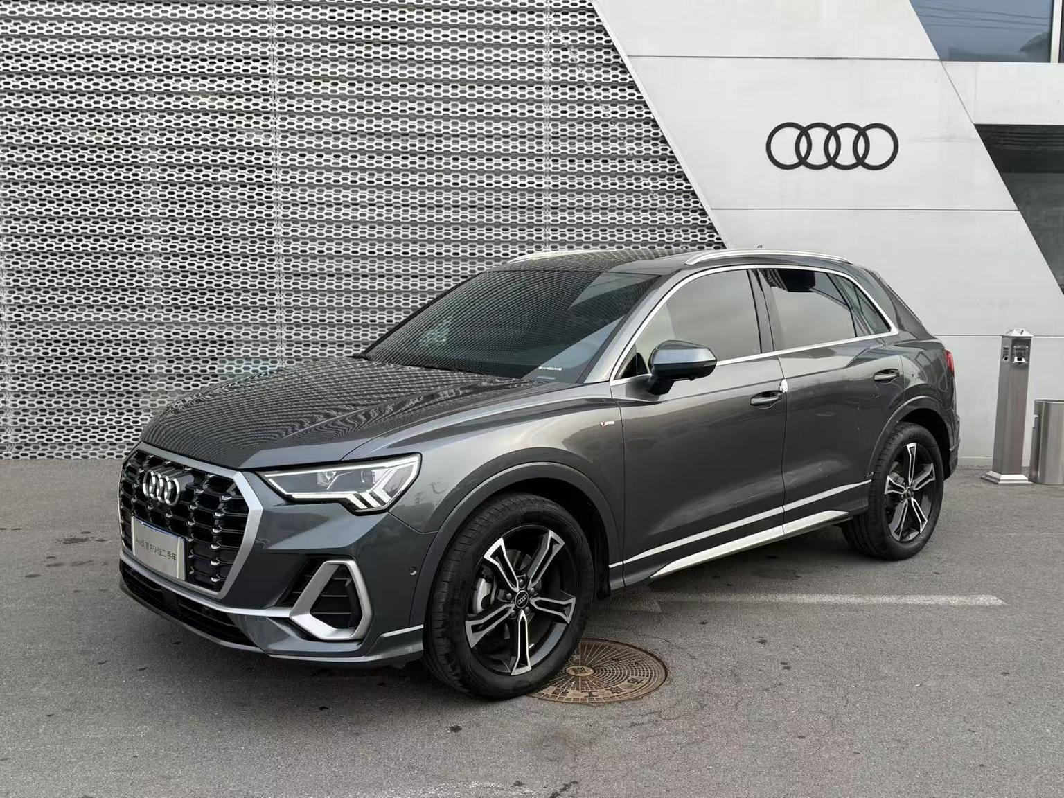 Audi Q3 quattro S-Line Sport 2022