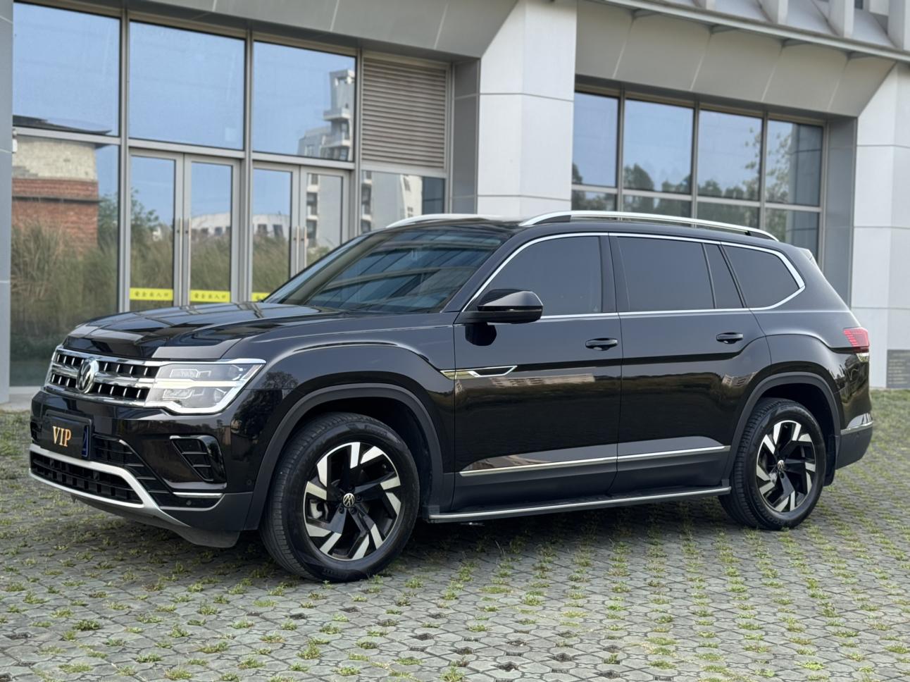 Volkswagen Terramont 380TSI 4WD Premium Luxury (2L) 2022