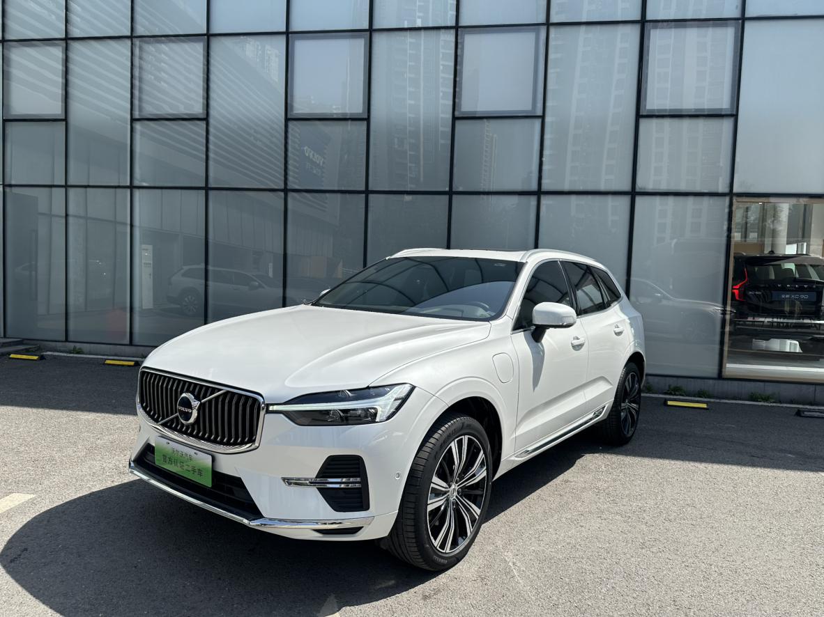 Volvo XC60-Phev T8 AWD Intelligent Plus Luxury Long Range Hybrid (2L) 2023
