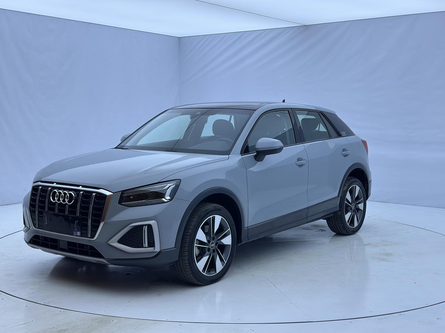 Audi Q2L 35 TFSI Fashion Elegant 2024