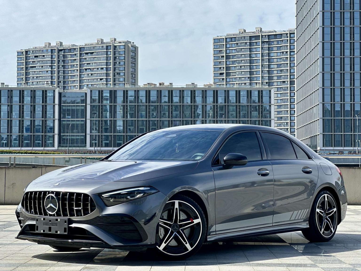 Mercedes Benz Class-A AMG A 35 L 4MATIC 2024