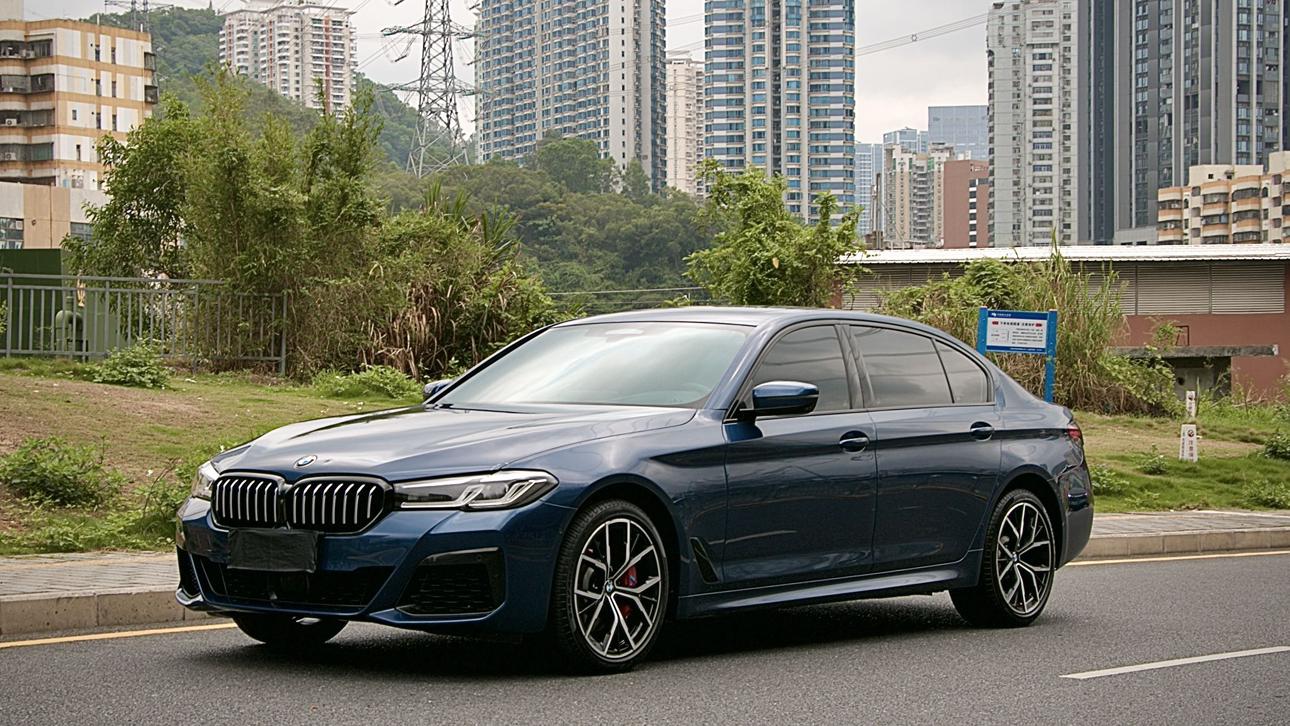 BMW 5 Series Executive M Sport Package (2L) 2022