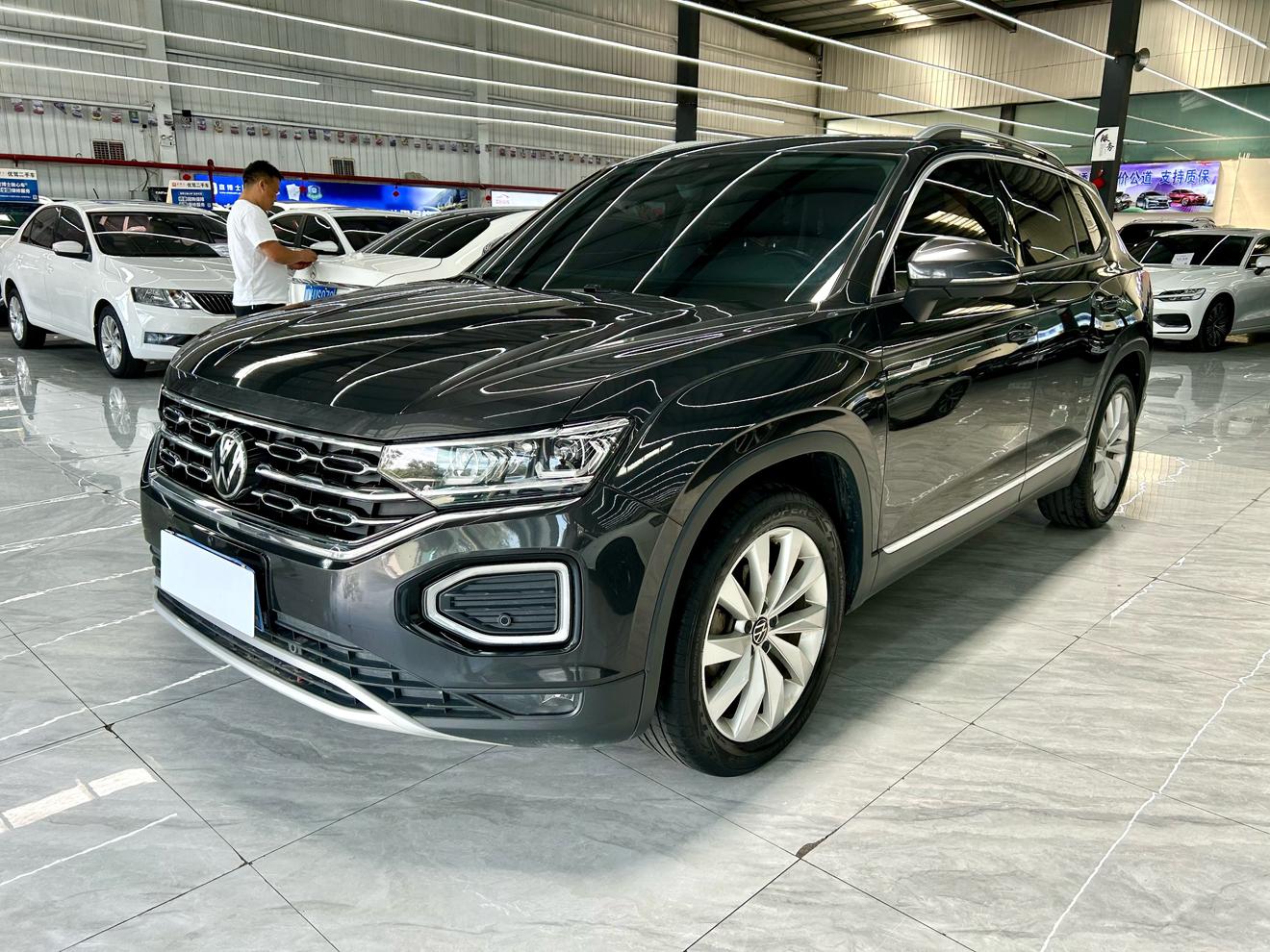 Volkswagen Tayron Luxury Connect Pro AWD 2022