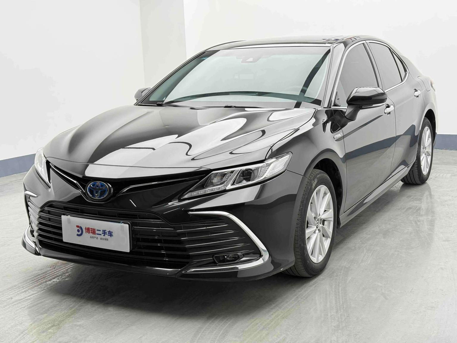 Toyota Camry 2.5HGVP Leading 2023