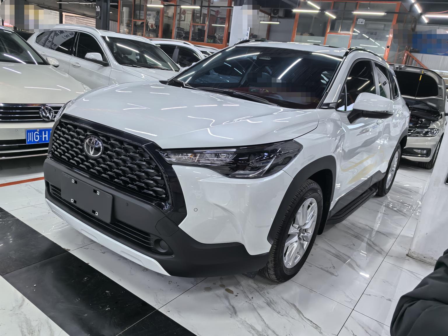 Toyota Corolla 2.0L CVT Luxury (2L) 2024