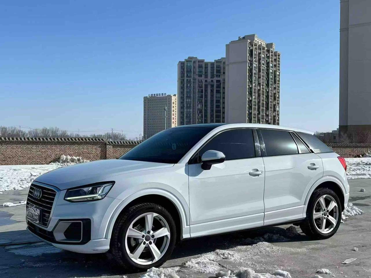 Audi Q2L Fashion Elegant (1.4L) 2020
